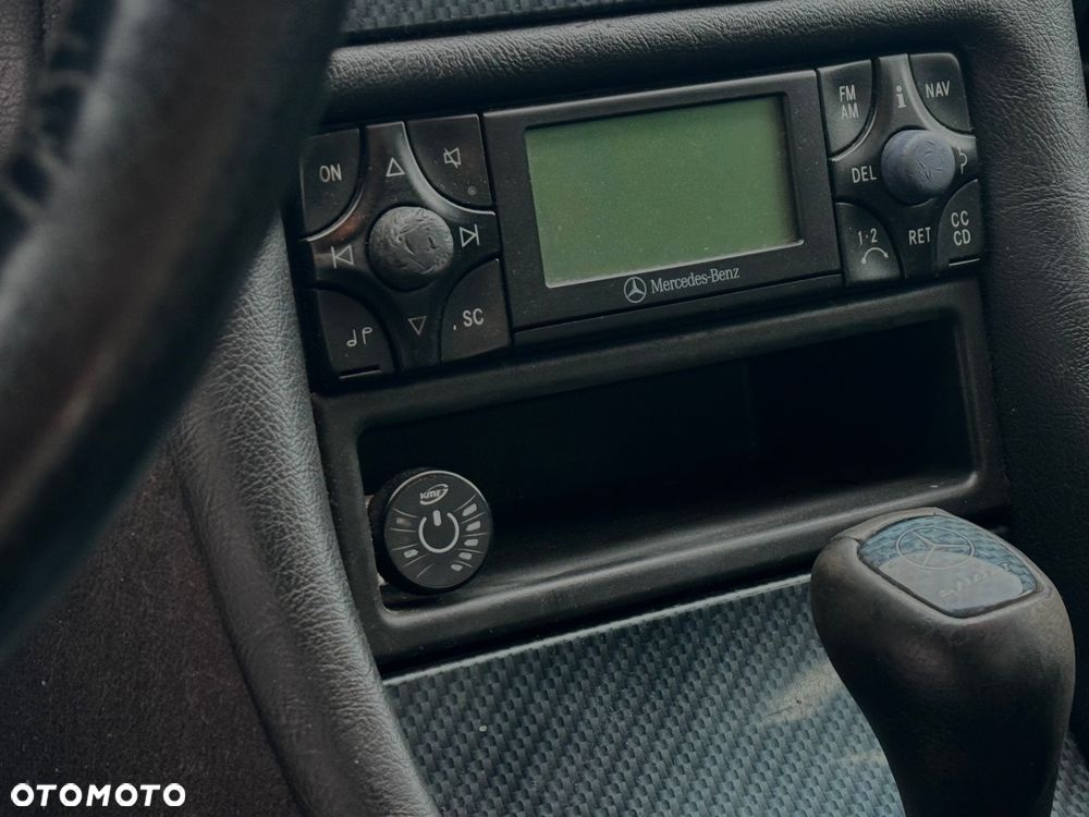 Mercedes-Benz CLK 320 - 14