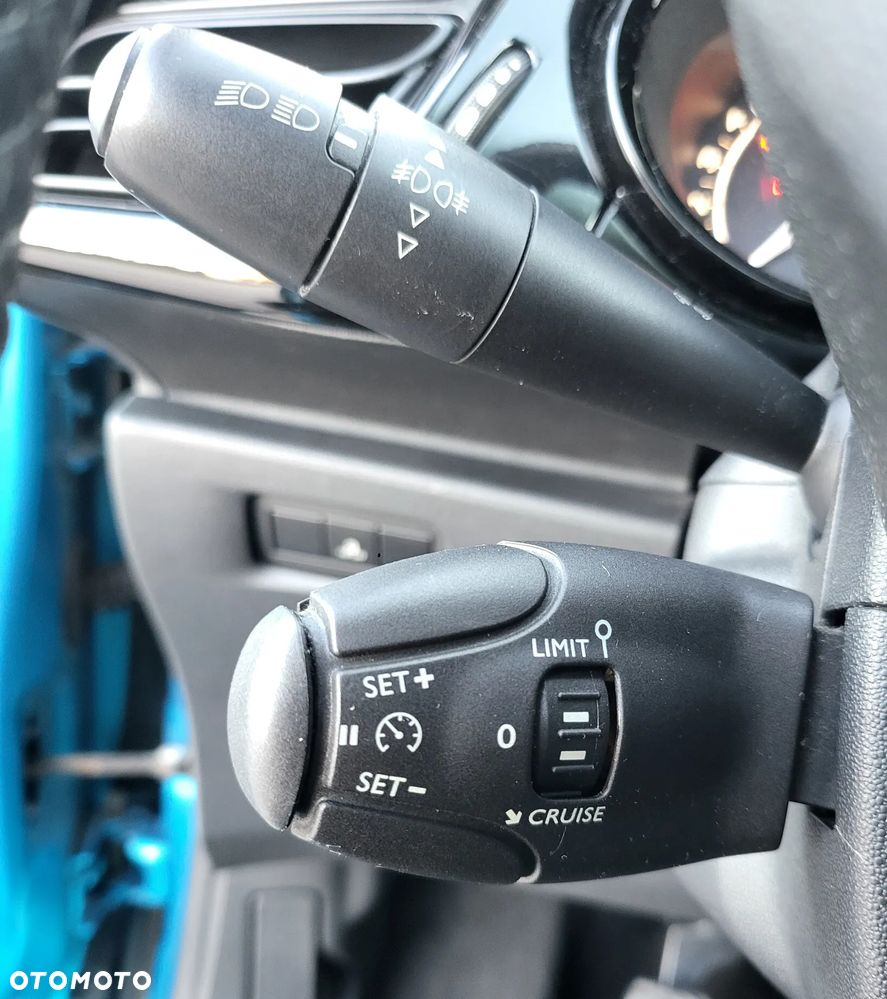 Citroën C3 VTi 95 Exclusive - 23