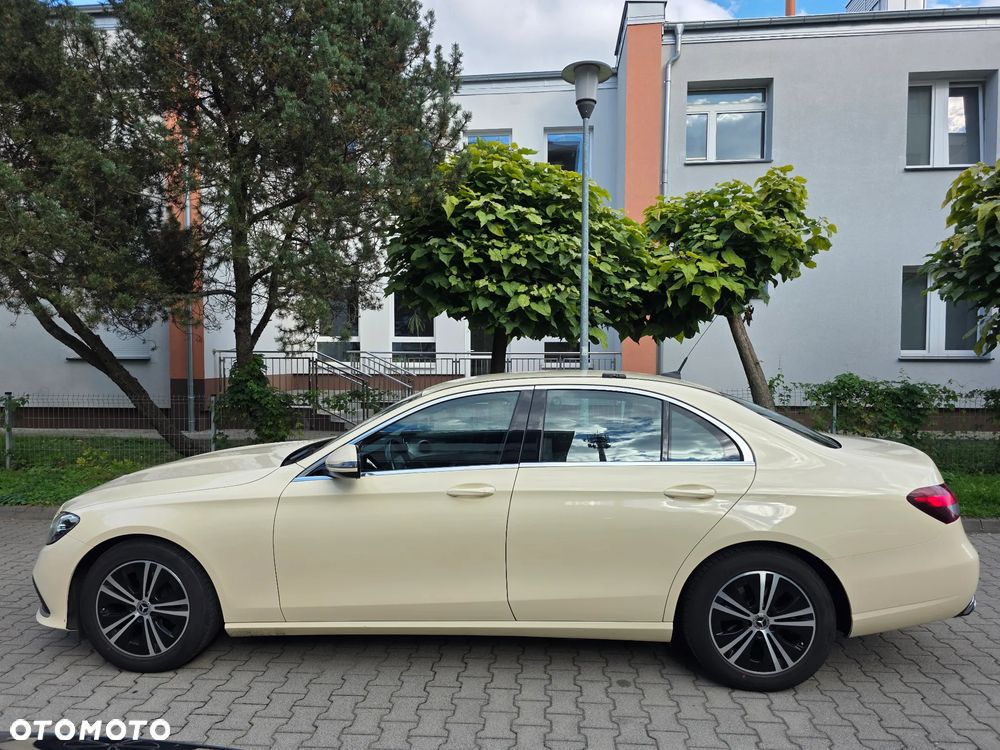 Mercedes-Benz Klasa E 220 d 4Matic 9G-TRONIC Avantgarde - 12