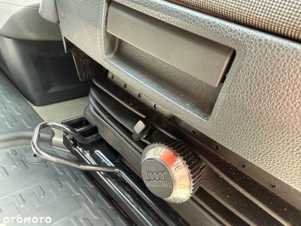 Volkswagen Crafter - 26