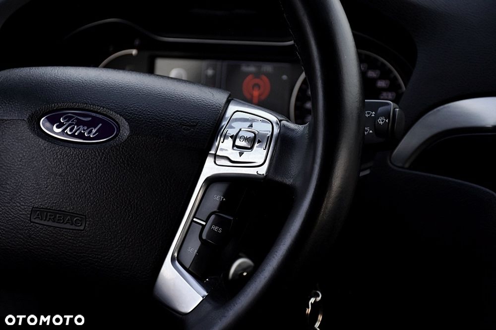 Ford S-Max 2.0 TDCi DPF Business Edition - 22