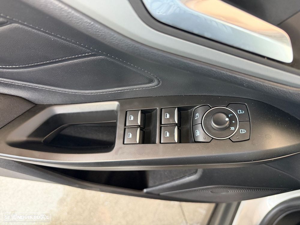 Ford Focus 1.5 TDCi ECOBlue Active Aut. - 12