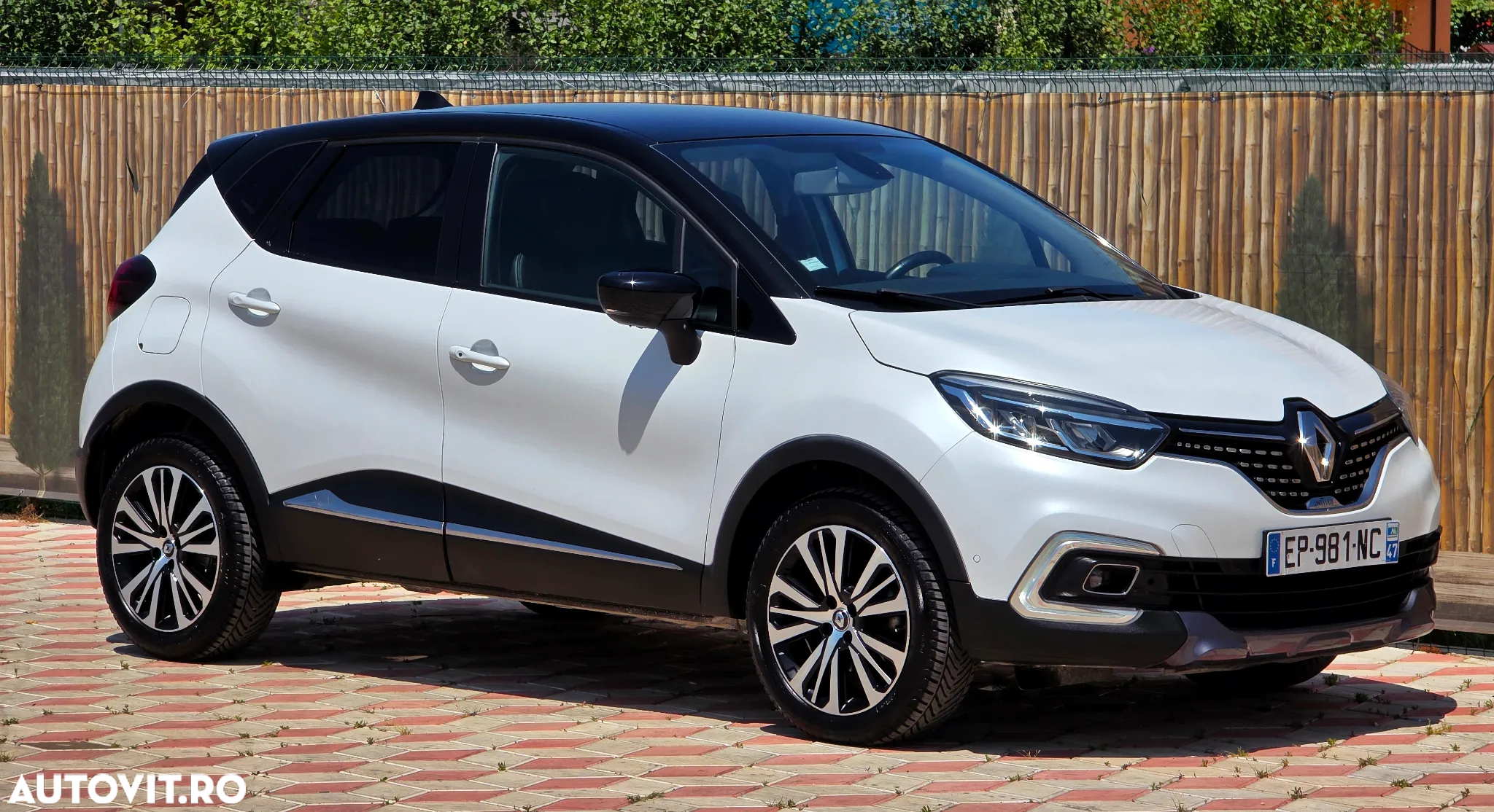 Renault Captur ENERGY TCe 120 EDC Luxe - 10