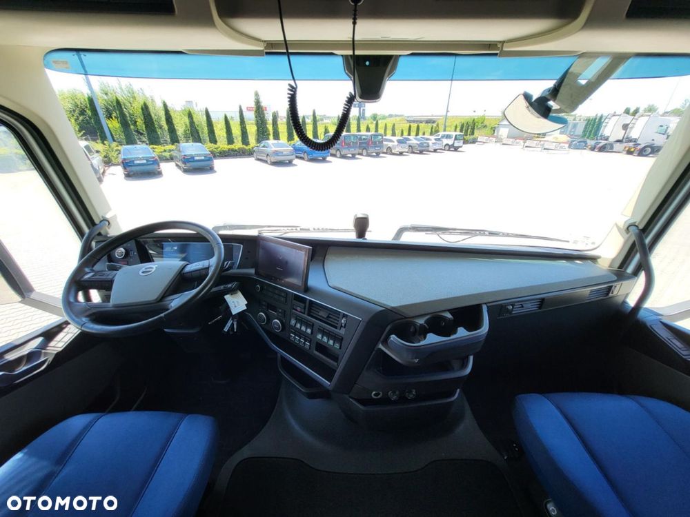 Volvo FH 4X2 460 Globetrotter XL - 15