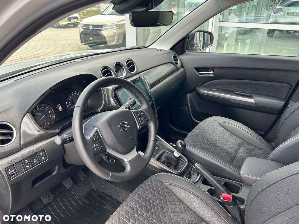 Suzuki Vitara 1.4 Boosterjet mHEV Elegance 2WD - 10