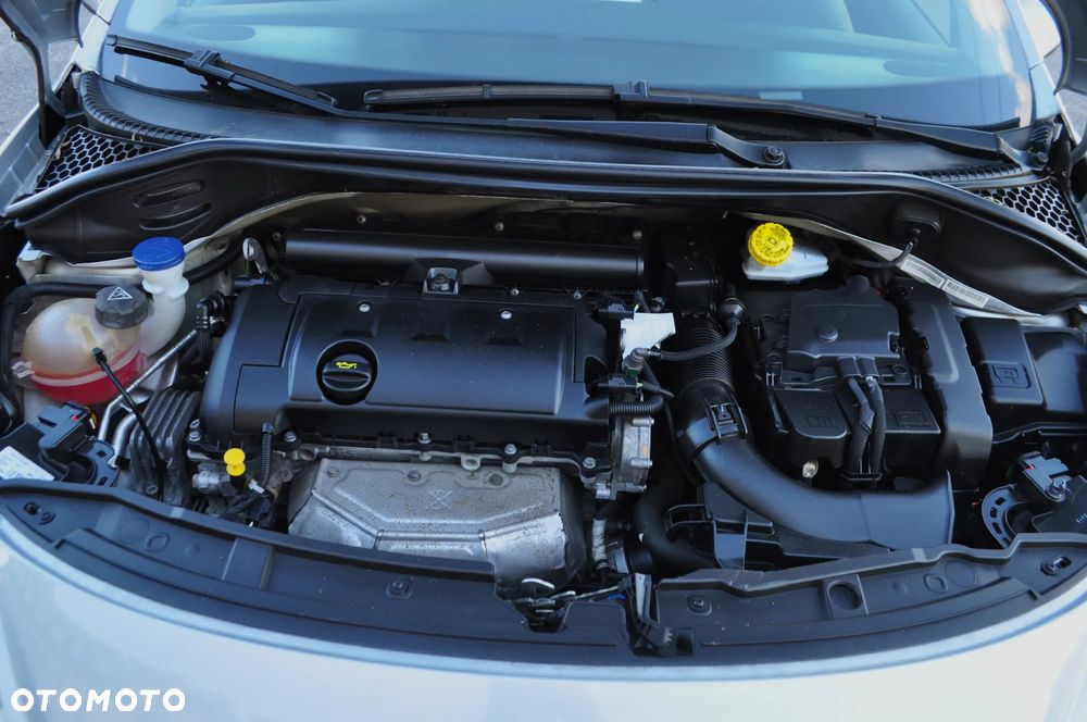 Peugeot 207 SW 95 VTi Family - 26