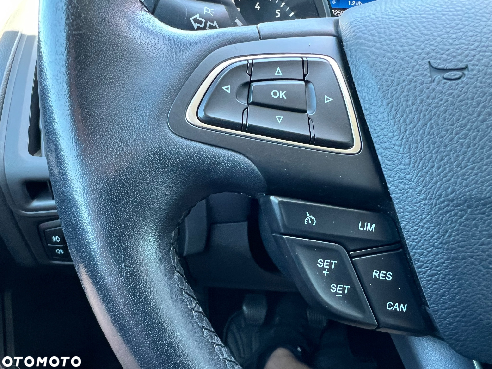 Ford Focus 1.6 Trend - 28
