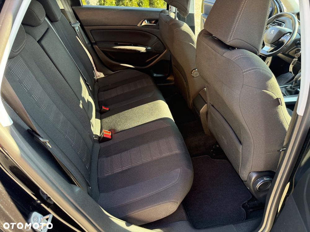 Peugeot 308 - 18