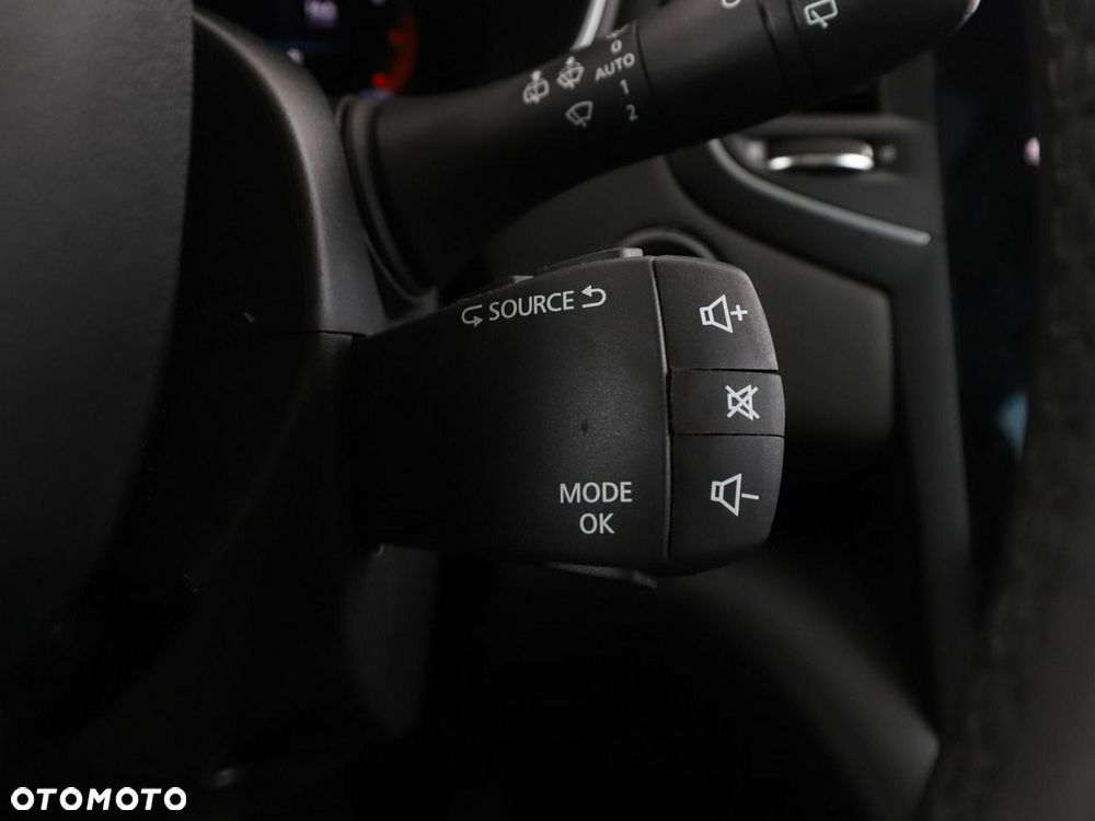 Renault Megane 1.3 TCe FAP Techno EDC - 33