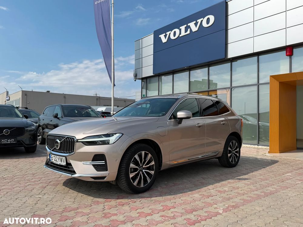 Volvo XC 60 Recharge T8 AWD AT Plus Bright - 16