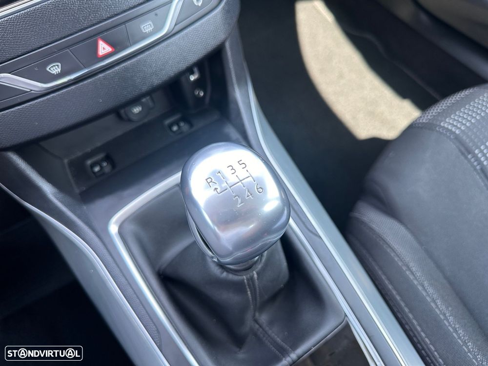 Peugeot 308 1.2 PureTech Allure J17 - 20