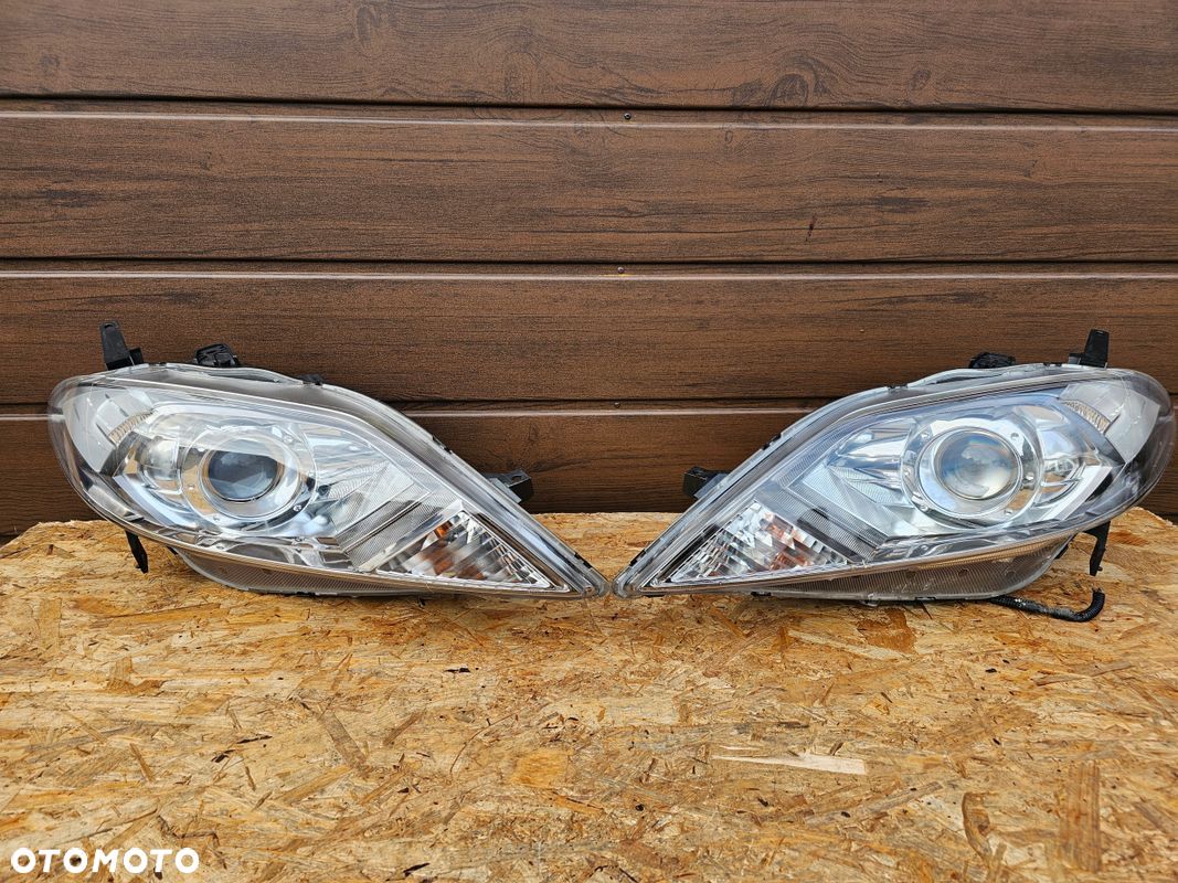 Honda Fr-v Frv lampa lewa przednia lewy przód bixenon xenon Europa - 1