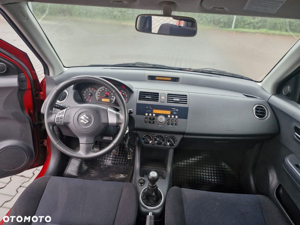Suzuki Swift 1.3 GS / Premium 4WD - 8