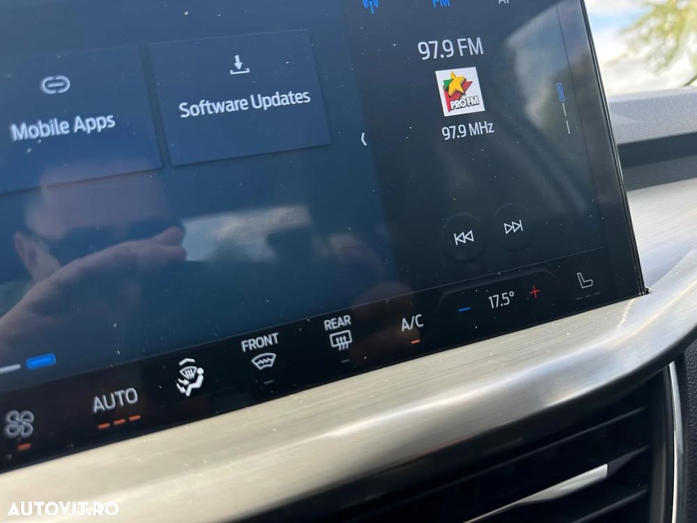 Ford Focus 1.0 EcoBoost MHEV Titanium X - 27