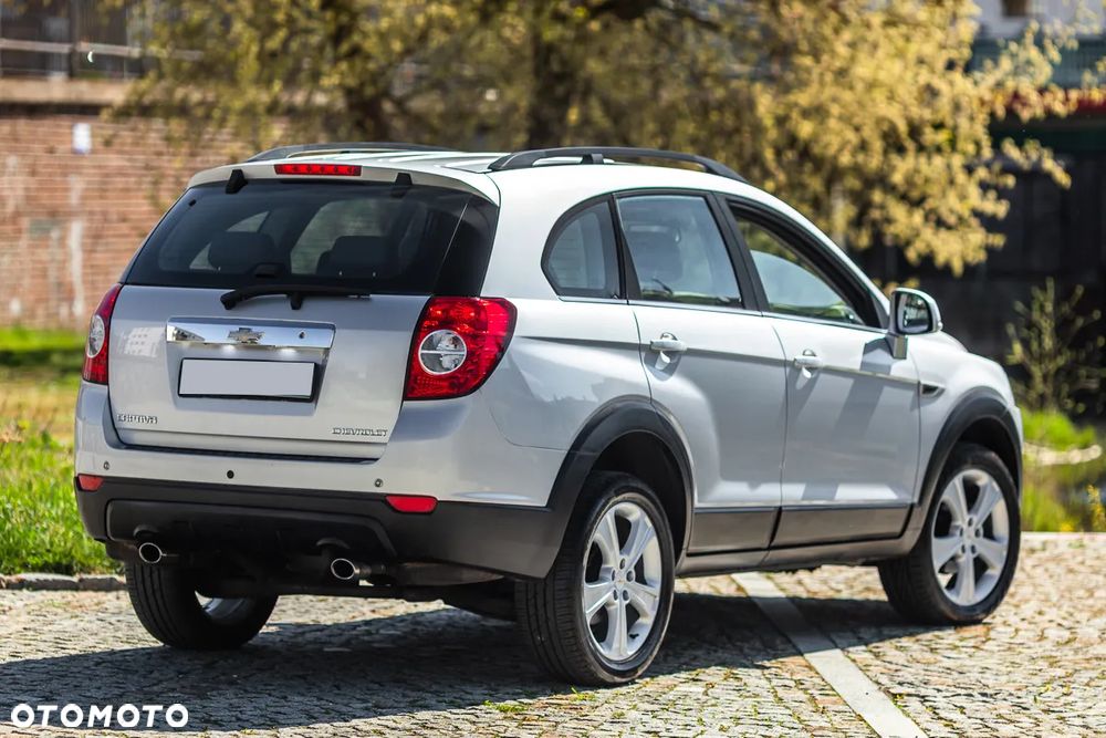 Chevrolet Captiva - 14