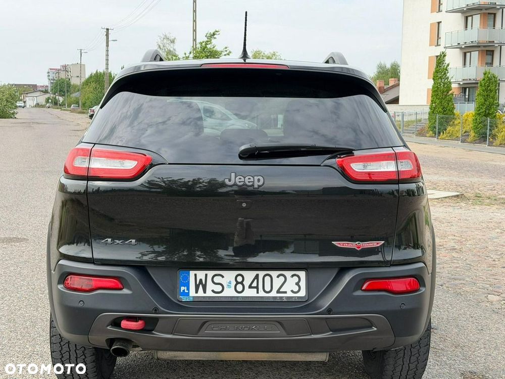 Jeep Cherokee - 6