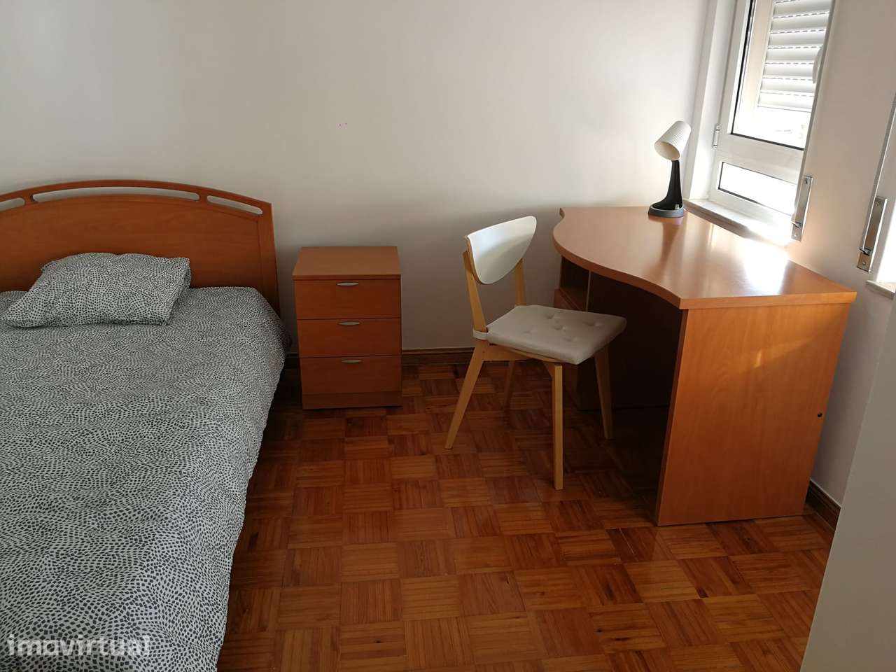 Apartamento T5 com 2 casas de banho em Marvila junto ao Metro - Grande imagem: 5/9