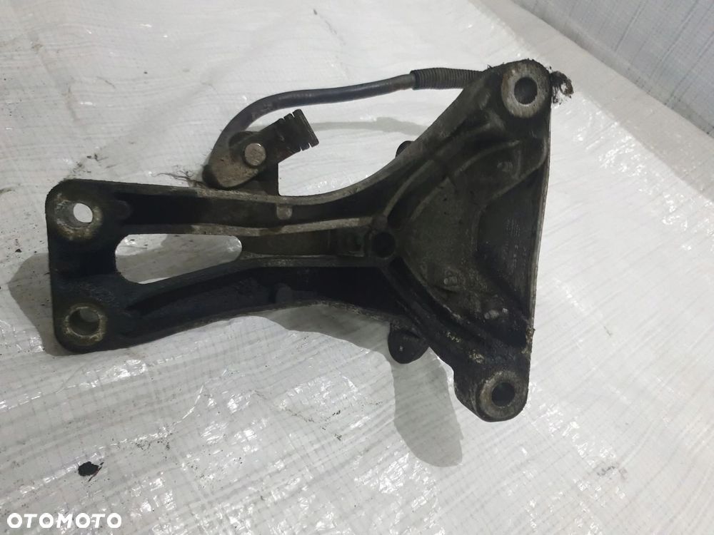 LAPA SILNIKA AUDI 2.7 8K0199308AQ - 4