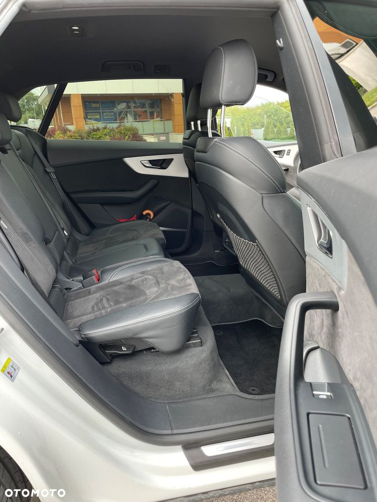 Audi Q8 50 TDI mHEV Quattro Tiptronic - 23