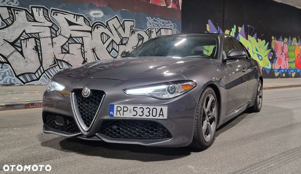 Alfa Romeo Giulia - 3