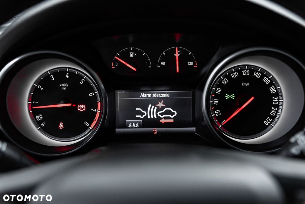 Opel Astra 1.4 Turbo Dynamic - 30
