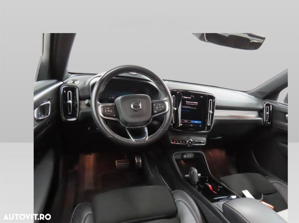 Volvo XC 40 P8 AWD Recharge RDesign - 3