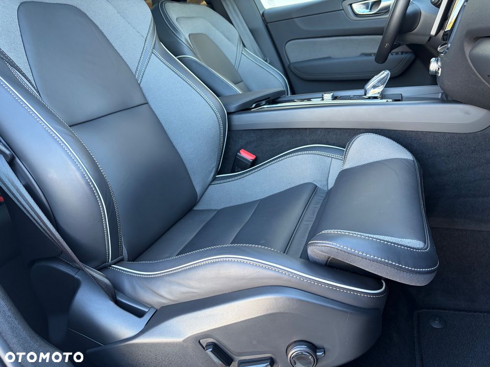 Volvo XC 60 - 24
