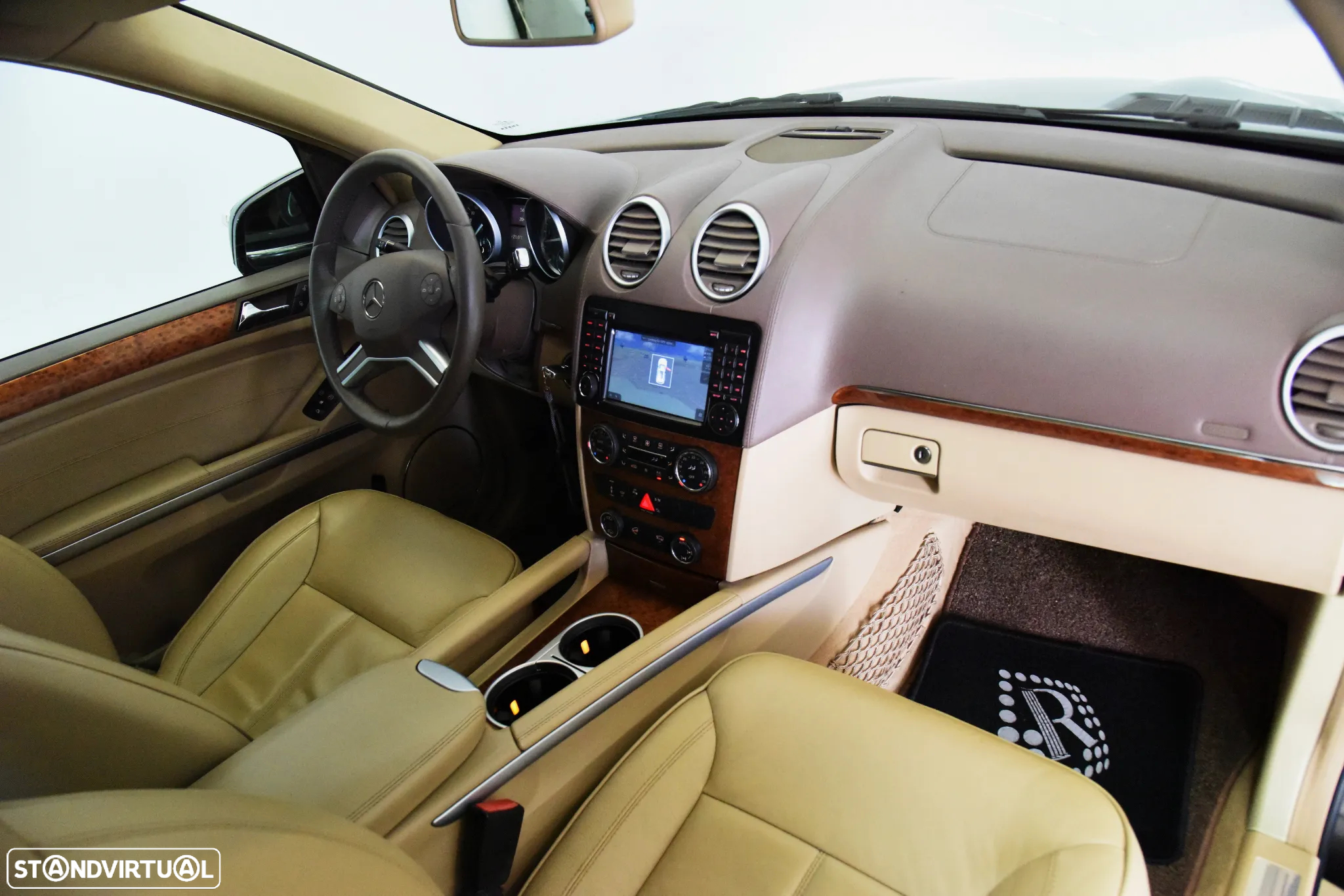Mercedes-Benz GL 350 CDi BlueEfficiency - 29