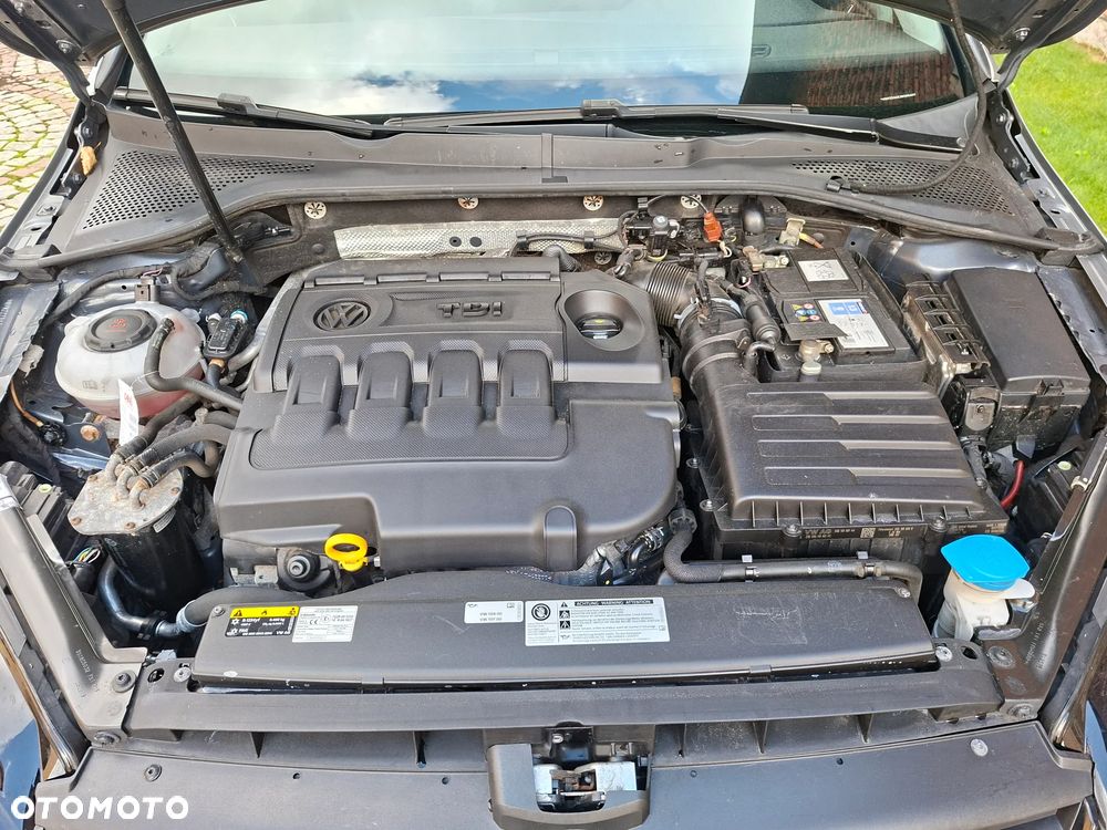 Volkswagen Golf 2.0 TDI Join - 28