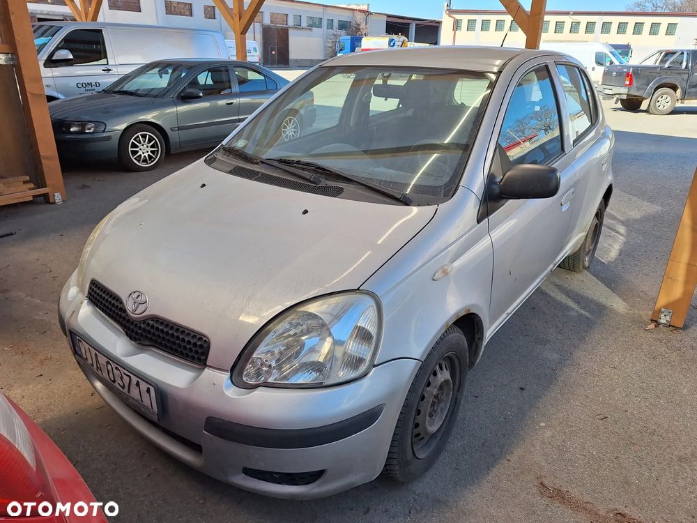 Toyota Yaris 1.0 Base - 1