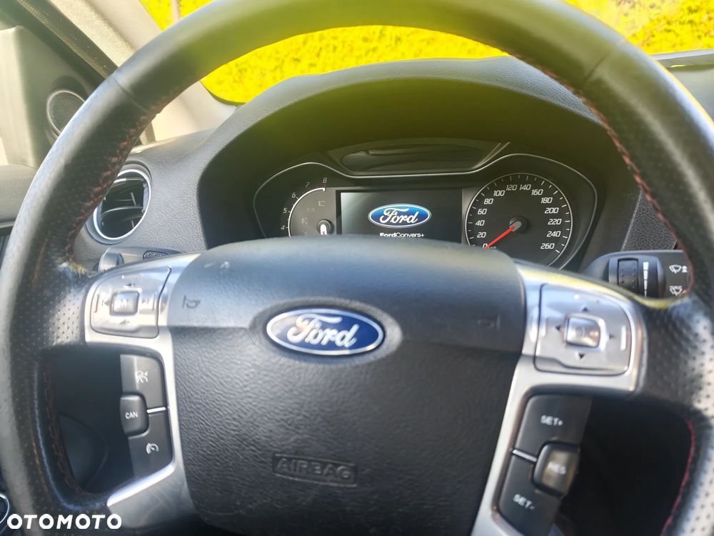 Ford Mondeo 2.0 EcoBoost Titanium S - 16