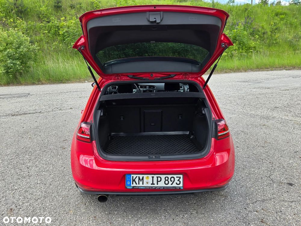 Volkswagen Golf GTI (BlueMotion Technology) DSG - 11