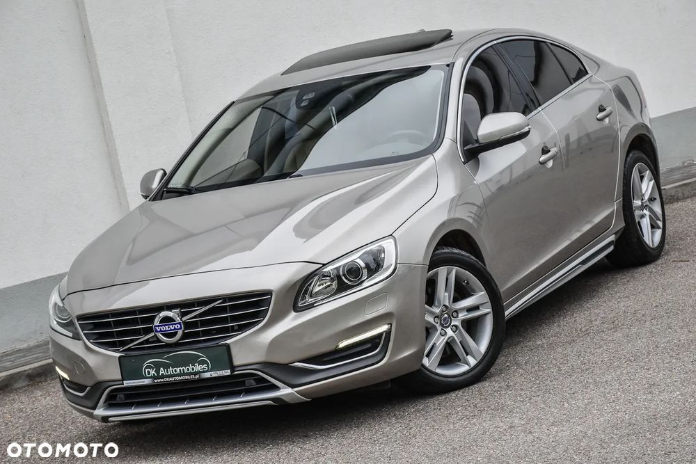 Volvo S60 2.5 T5 - 4