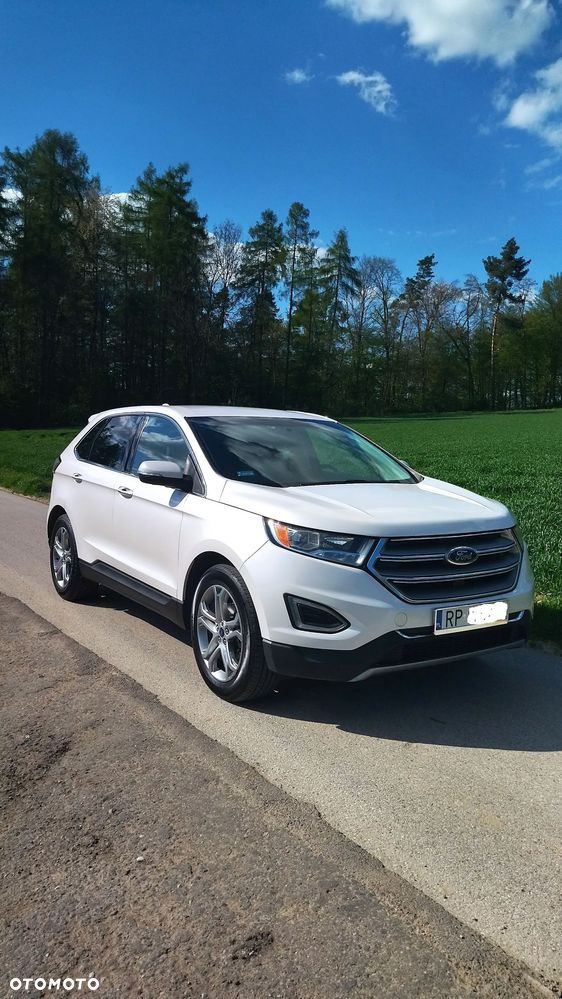 Ford Edge - 1