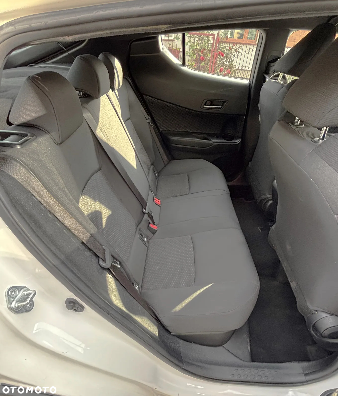 Toyota C-HR 1.8 Hybrid Comfort - 25