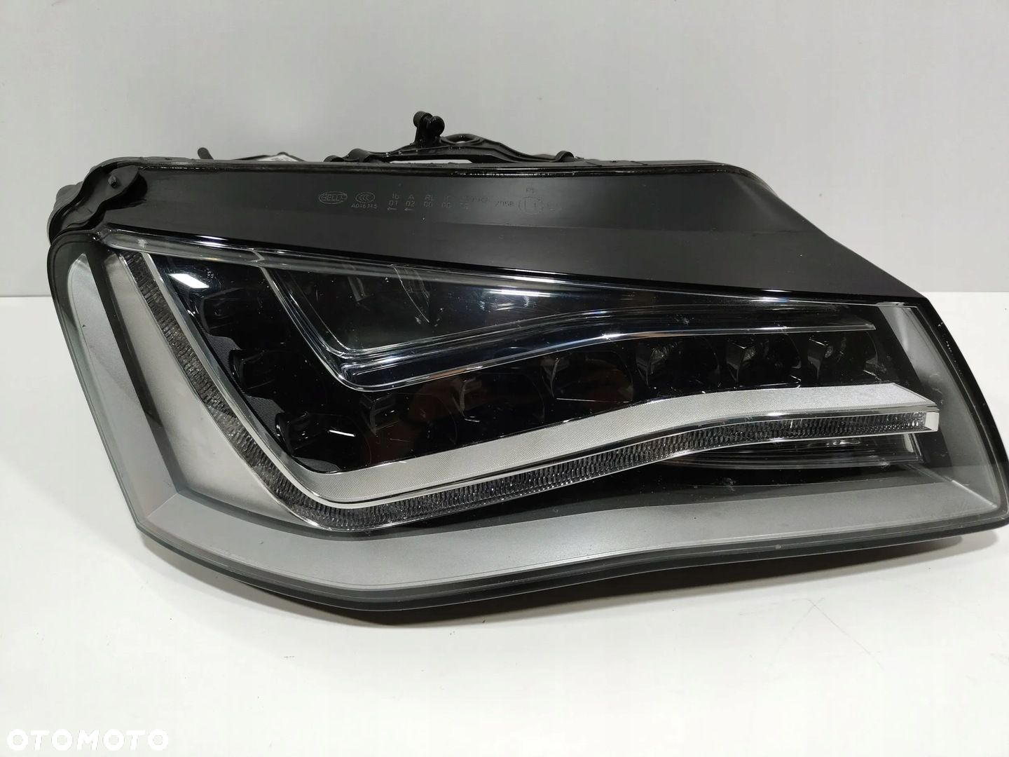 Audi A8 S8 D4 4H LAMPA PRAWY PRZÓD ŁADNA DO NEGO - 4