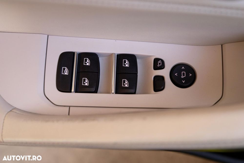 BMW X6 xDrive40i - 32