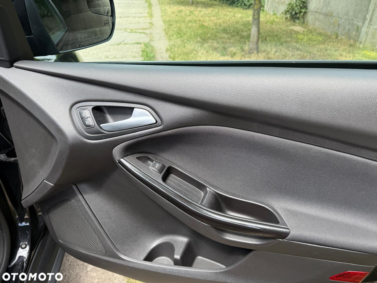 Ford Focus - 14