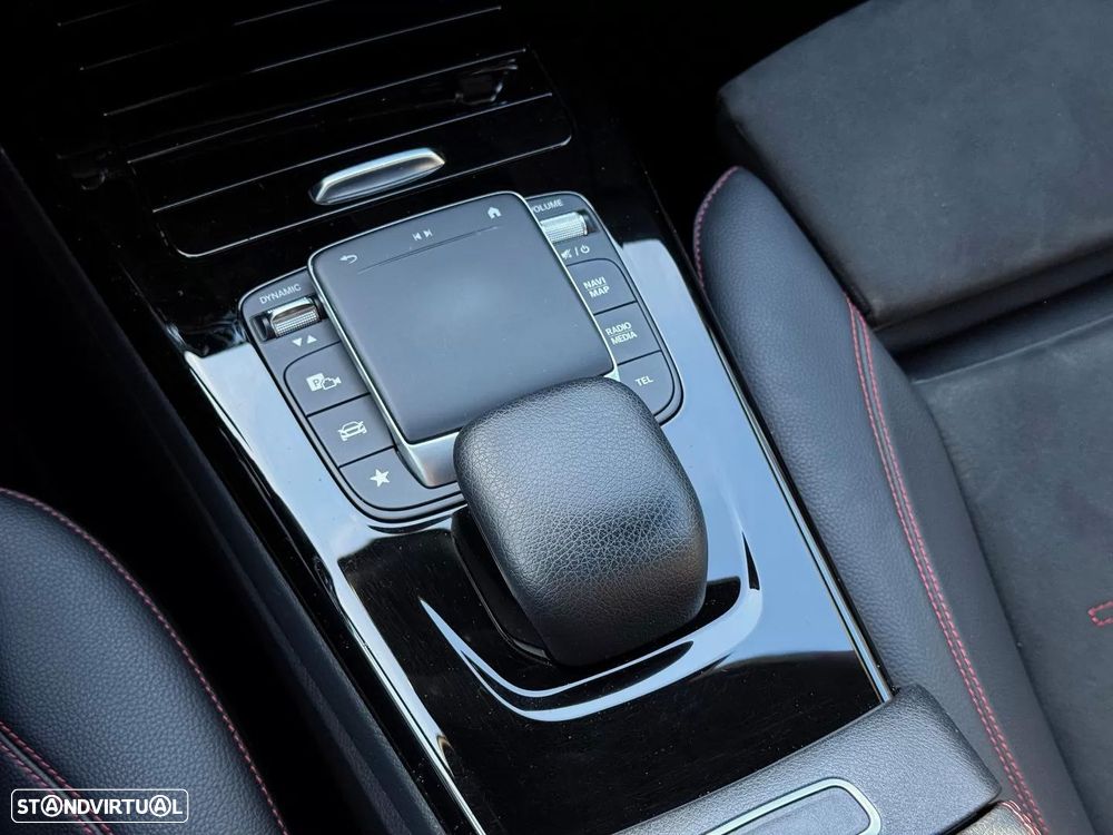 Mercedes-Benz CLA 180 d Shooting Brake AMG Line Aut. - 22