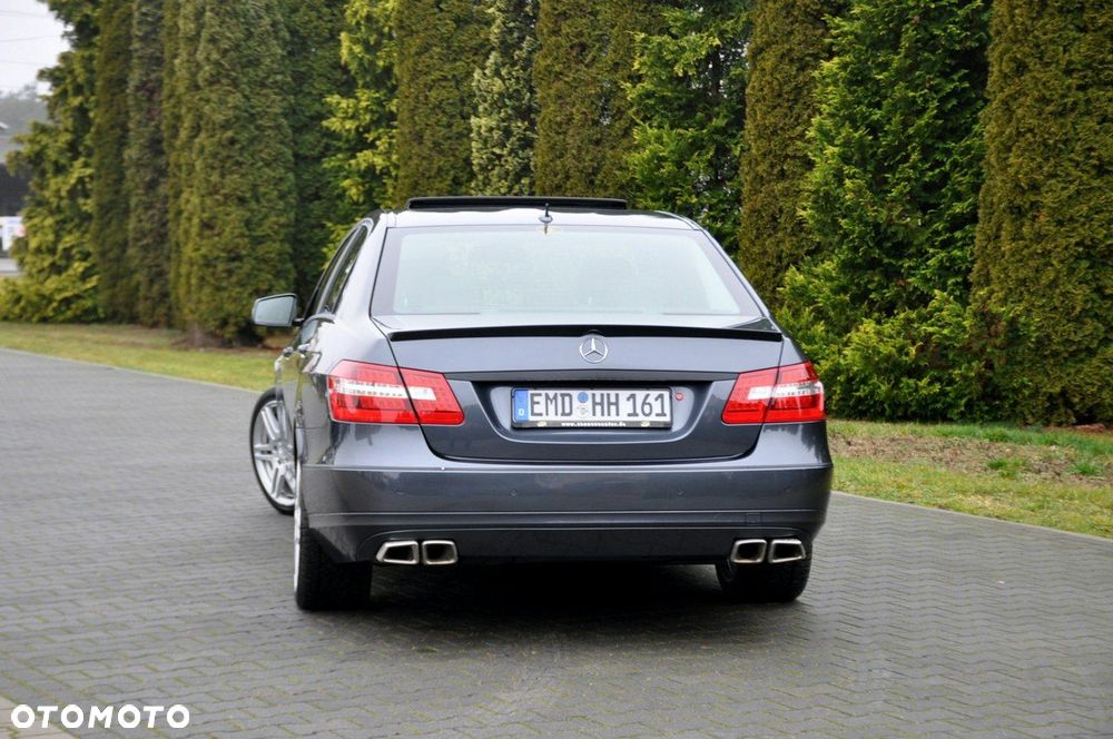 Mercedes-Benz Klasa E - 15
