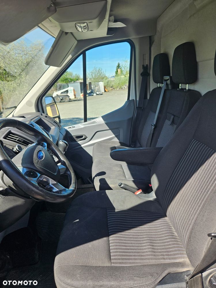 Ford Transit - 4