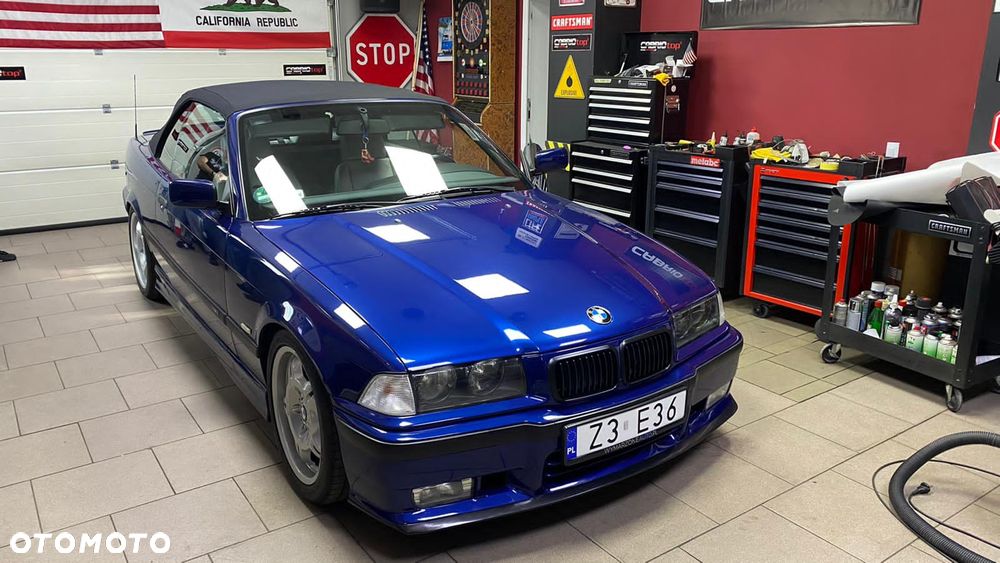 BMW Seria 3 320i - 33
