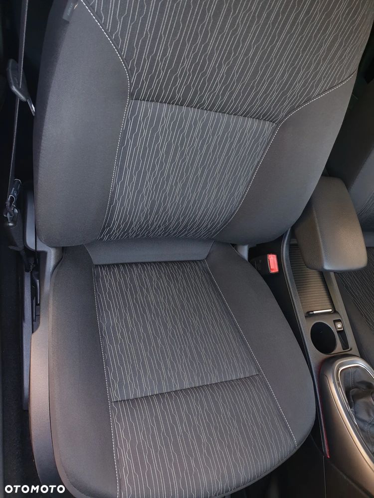 Opel Astra 1.4 Turbo Cosmo - 31