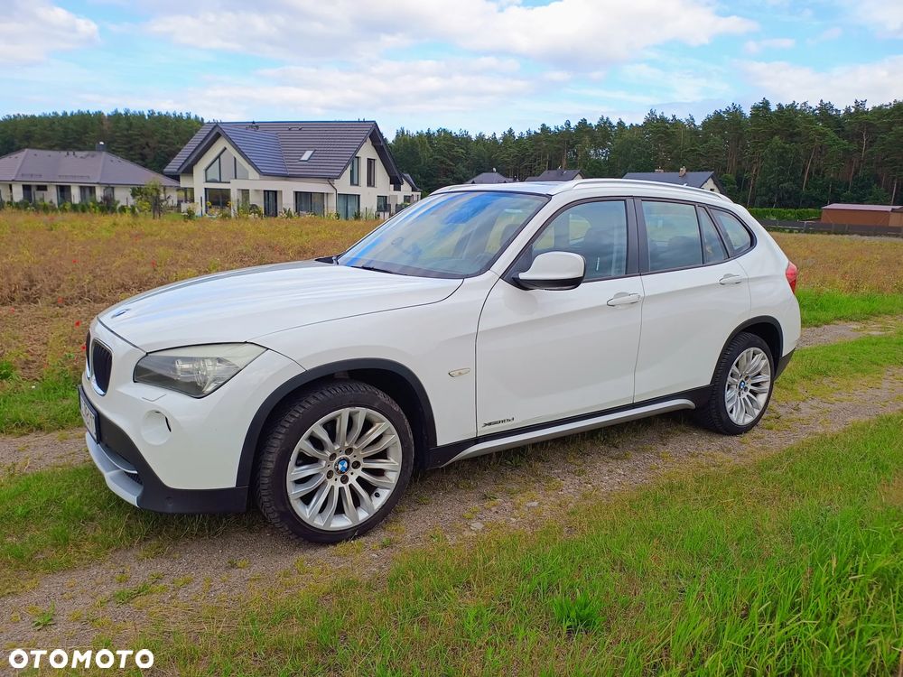 BMW X1 xDrive18d - 12