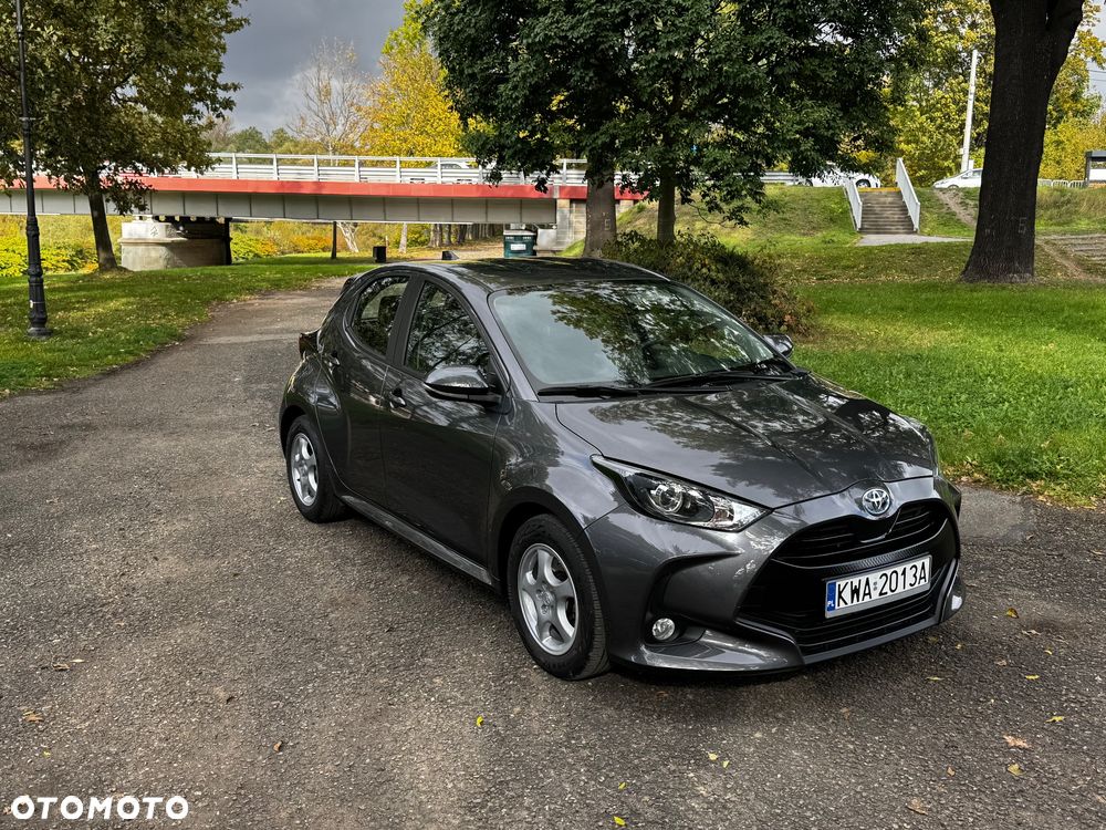Toyota Yaris - 11