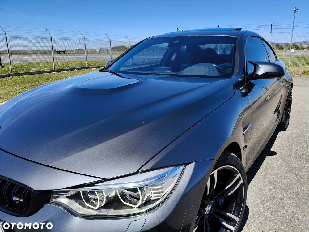 BMW M4 DKG - 2