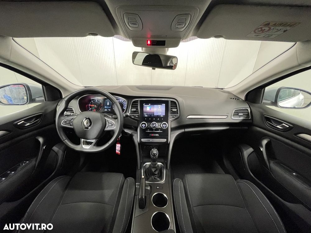 Renault Megane Blue dCi 116 Zen - 7