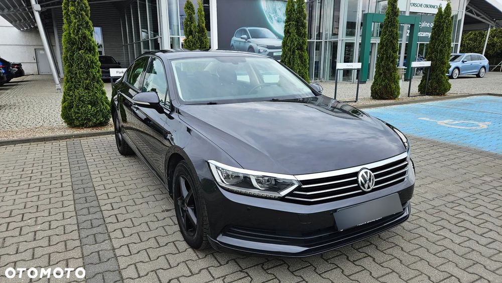 Volkswagen Passat 1.5 TSI EVO Trendline DSG - 18