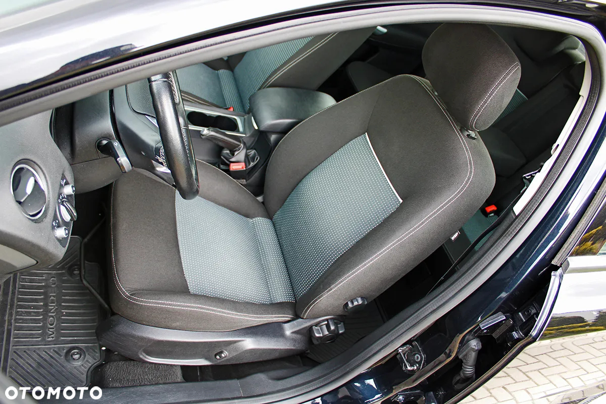 Ford Mondeo 2.0 TDCi Ambiente - 25