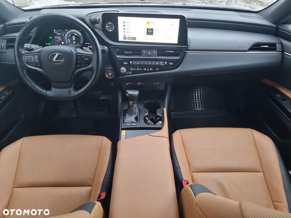 Lexus ES 300h Business Edition - 3